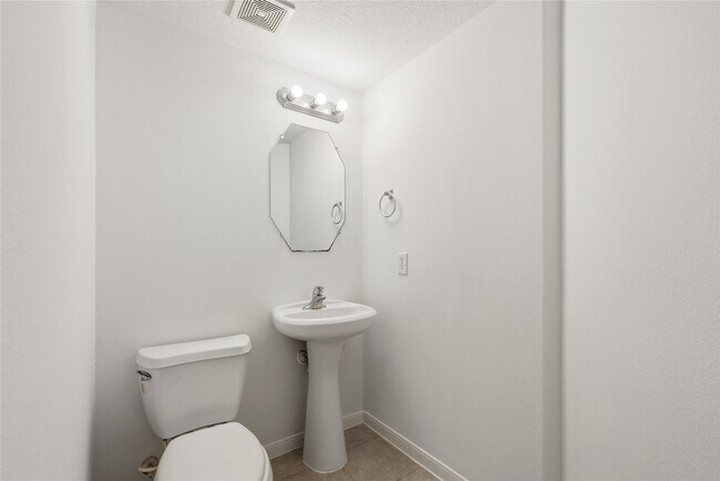 Building Photo - 1810 Candle Light Ct