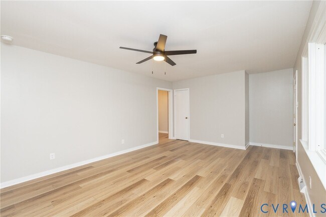 Building Photo - 609 Willomett Ave