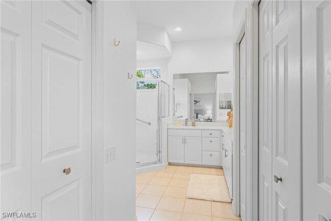 Building Photo - 8217 Parkstone Pl