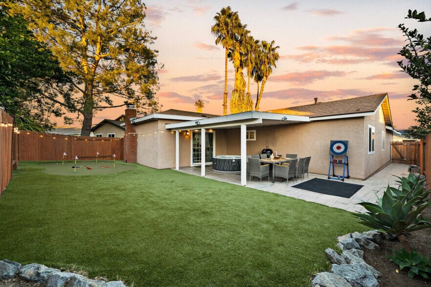 Building Photo - 7630 Andasol St