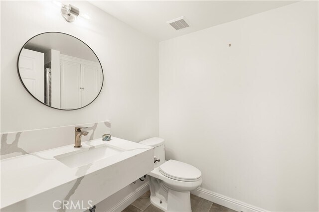 Building Photo - 5503 Hartglen Pl