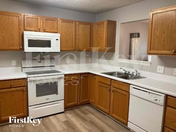 Building Photo - 3705 Birmi Dr