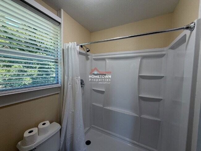 Building Photo - 17 N K St