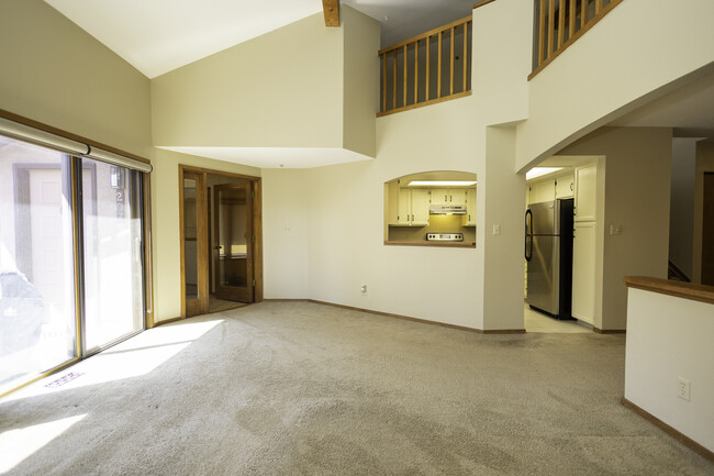 Living Room - 4415 Laguna Pl