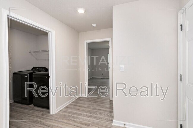 Building Photo - 22360 Aleutian Ave