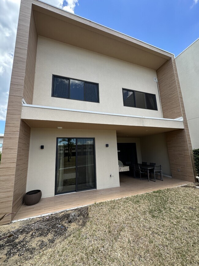 Building Photo - 7510 Brooklyn Dr