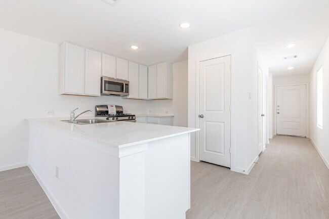 Building Photo - 6749 Marble Rdg