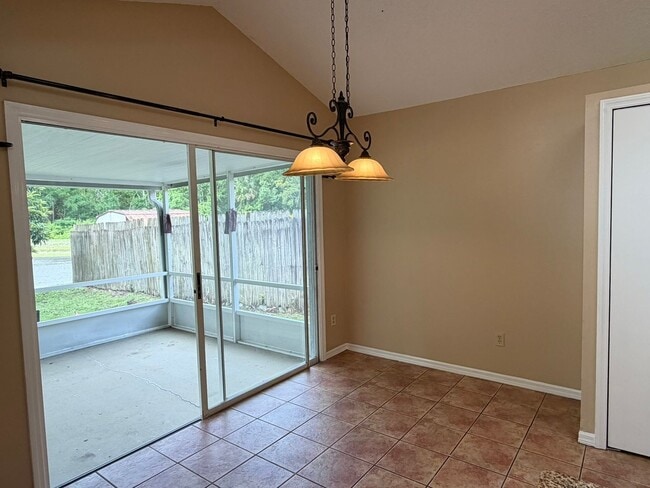 Building Photo - 625 Remington Oak Dr
