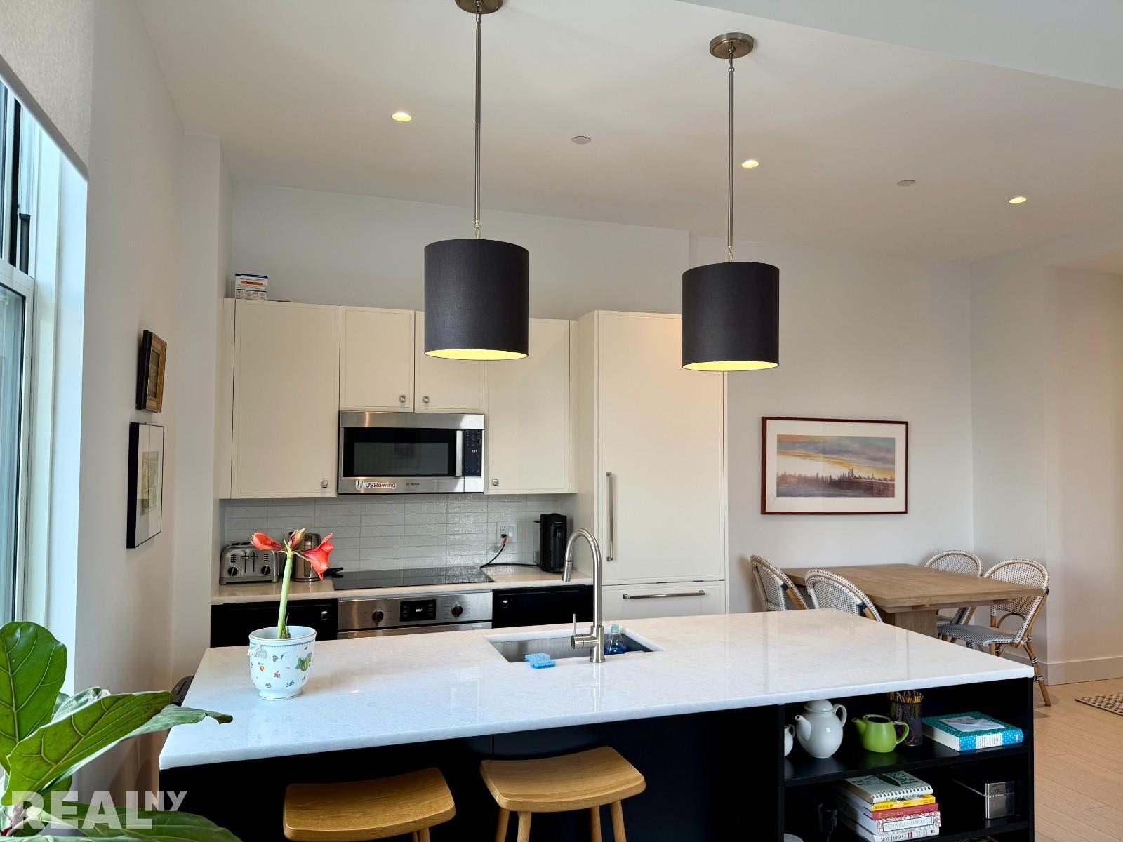 Building Photo - 30 Morningside Dr