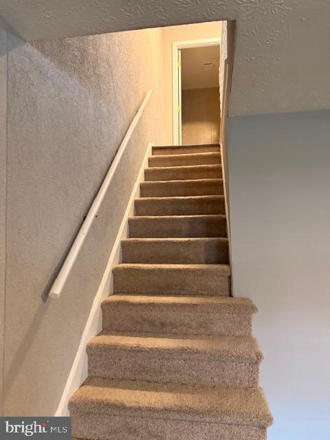 Building Photo - 2021 Kelmore Rd