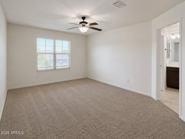 Building Photo - 1131 E Binner Dr