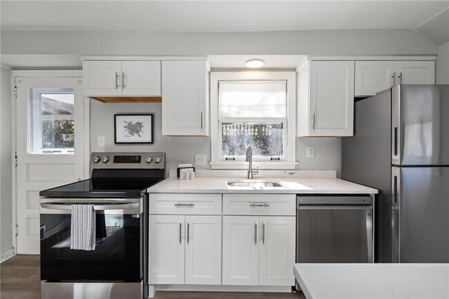Building Photo - 255 Gilkeson Rd