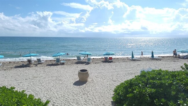 Building Photo - 2501 S Ocean Dr