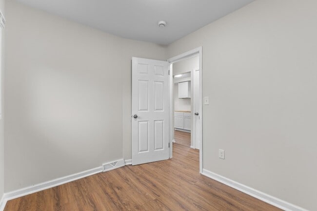 Building Photo - 19973 Lumpkin St