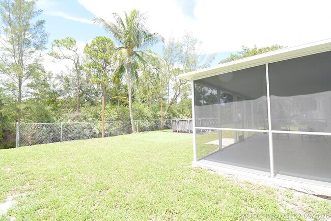 Building Photo - 22047 Caldera Ave