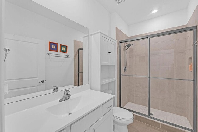 Building Photo - 7609 NW Archerfield Dr