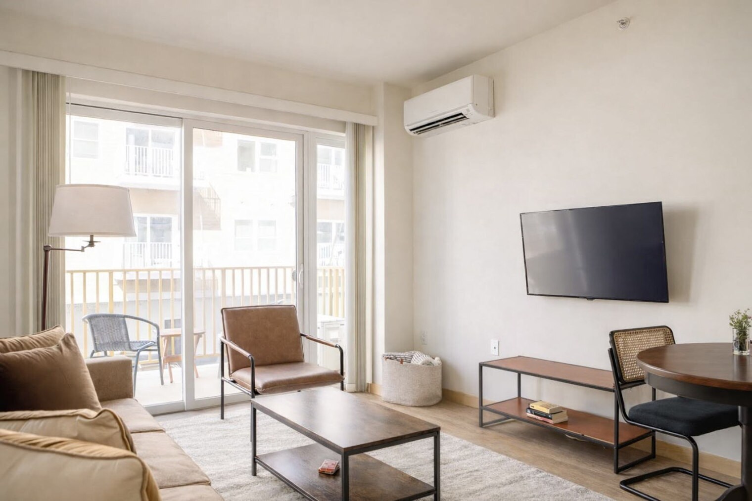 Building Photo - 1030 S 2nd St