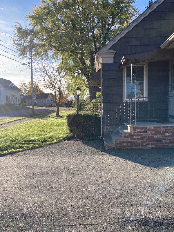 137 Chamberlain St 137 Chamberlain St Brewer ME 04412 Apartment Finder