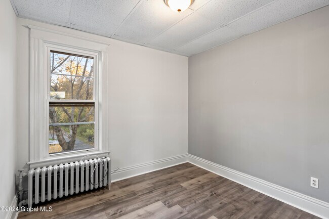 Building Photo - 776 Pawling Ave