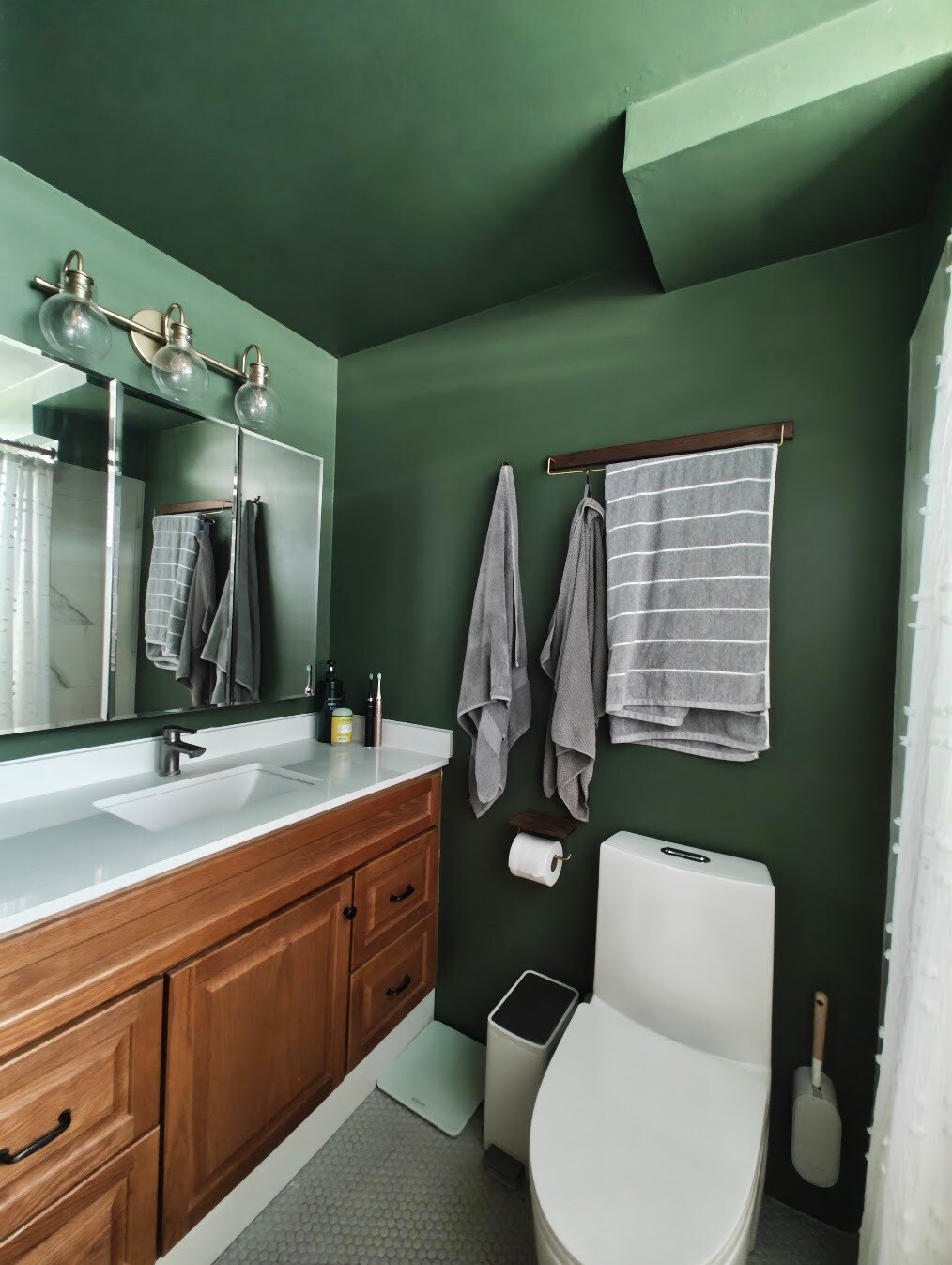 Building Photo - 1419 Dominis St