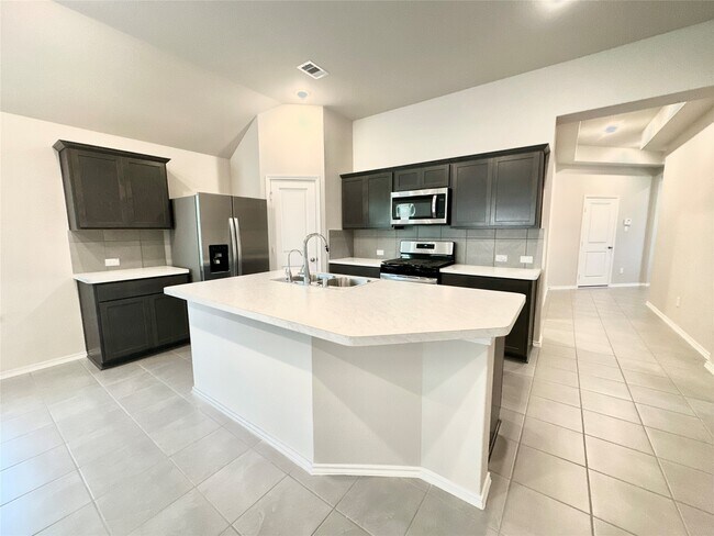 Building Photo - 3308 Scarlet Tupelo Wy