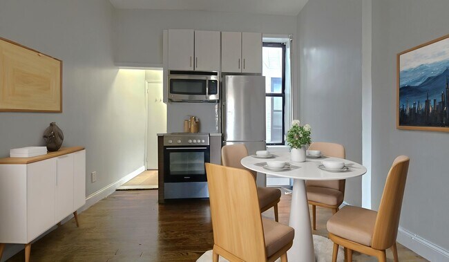 Primary Photo - 523 W 156th St