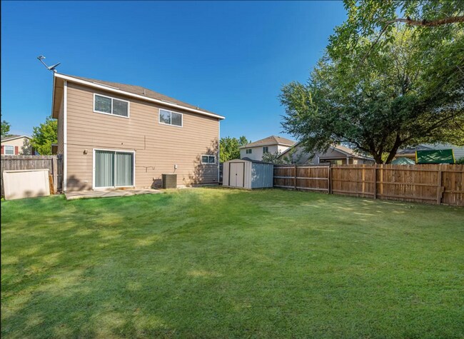 Building Photo - 8314 Deer Creek Run