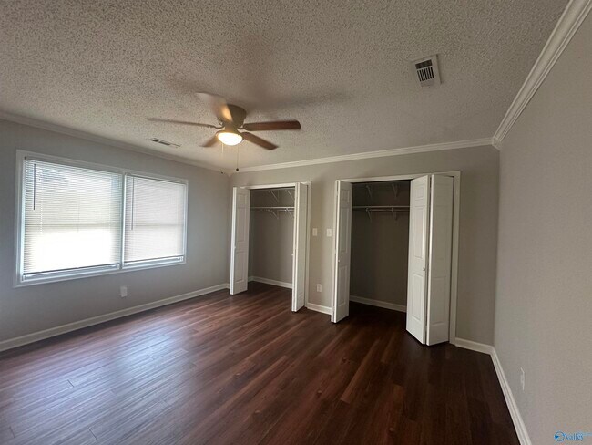 Building Photo - 3030 Dupree Dr SW