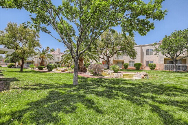 Building Photo - 1 Bedroom Condo in Gated Community at Laguna Del Ray!