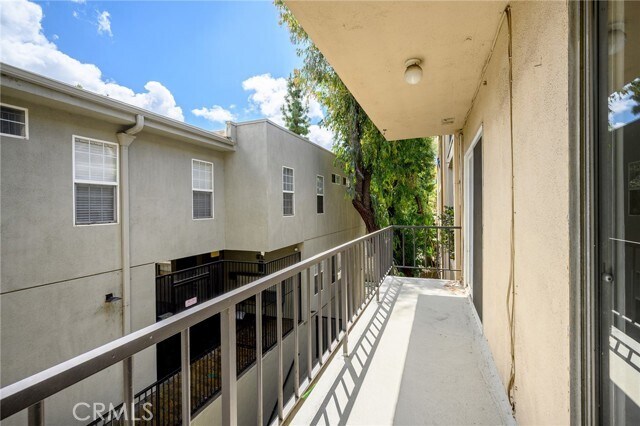 Building Photo - 15344 Weddington St