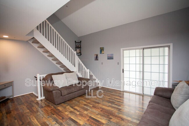 Building Photo - 4208 Aberdeen Ln