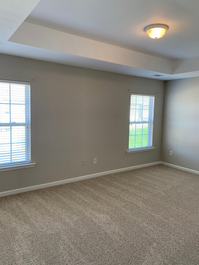 Building Photo - 946 Old Forester Ln