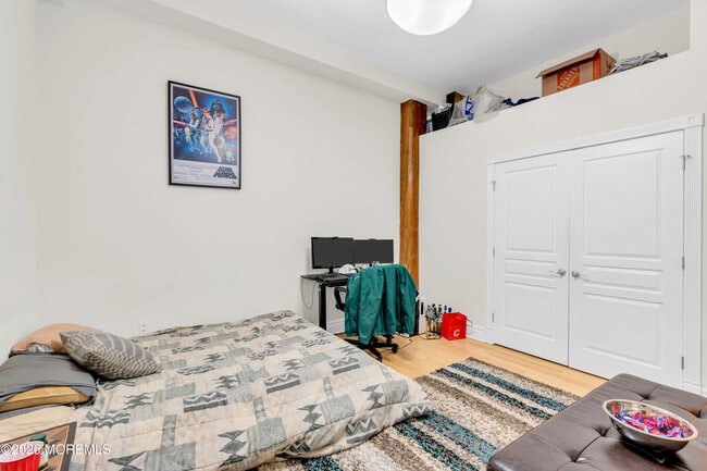 Building Photo - 300 Emory St