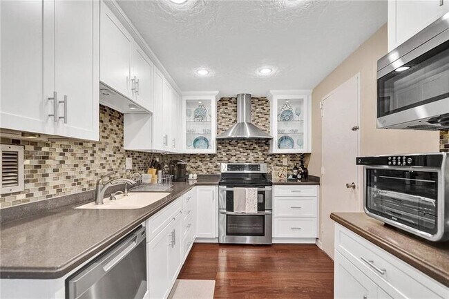 Building Photo - 4250 Galt Ocean Dr