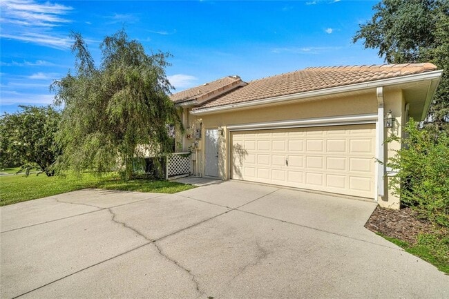 Building Photo - 482 W Fenway Dr