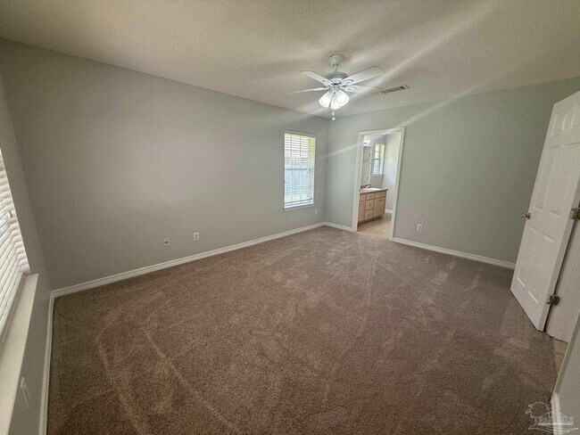 Building Photo - 4902 Chads Cir
