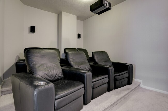 Building Photo - 1408 S Friendswood Dr