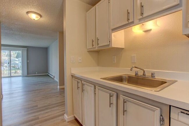 Building Photo - Completely remodeled 3 bedroom coming soon...