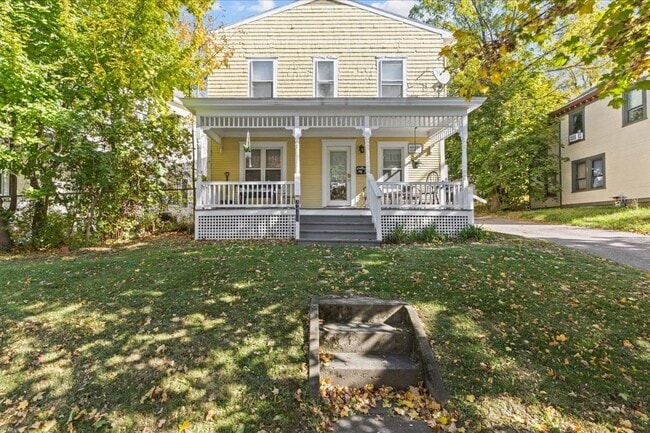 Building Photo - 410 St Paul St