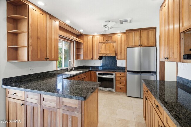 Building Photo - 6503 S Bonarden Ln