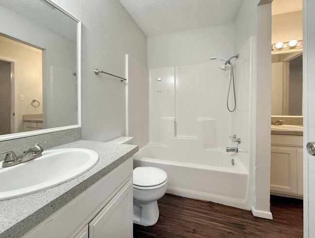 Building Photo - Stylish 2-Bedroom Townhome with Private Patios & Modern Finishes in Burleson, TX