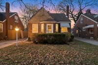 Building Photo - 11285 Lakepointe St