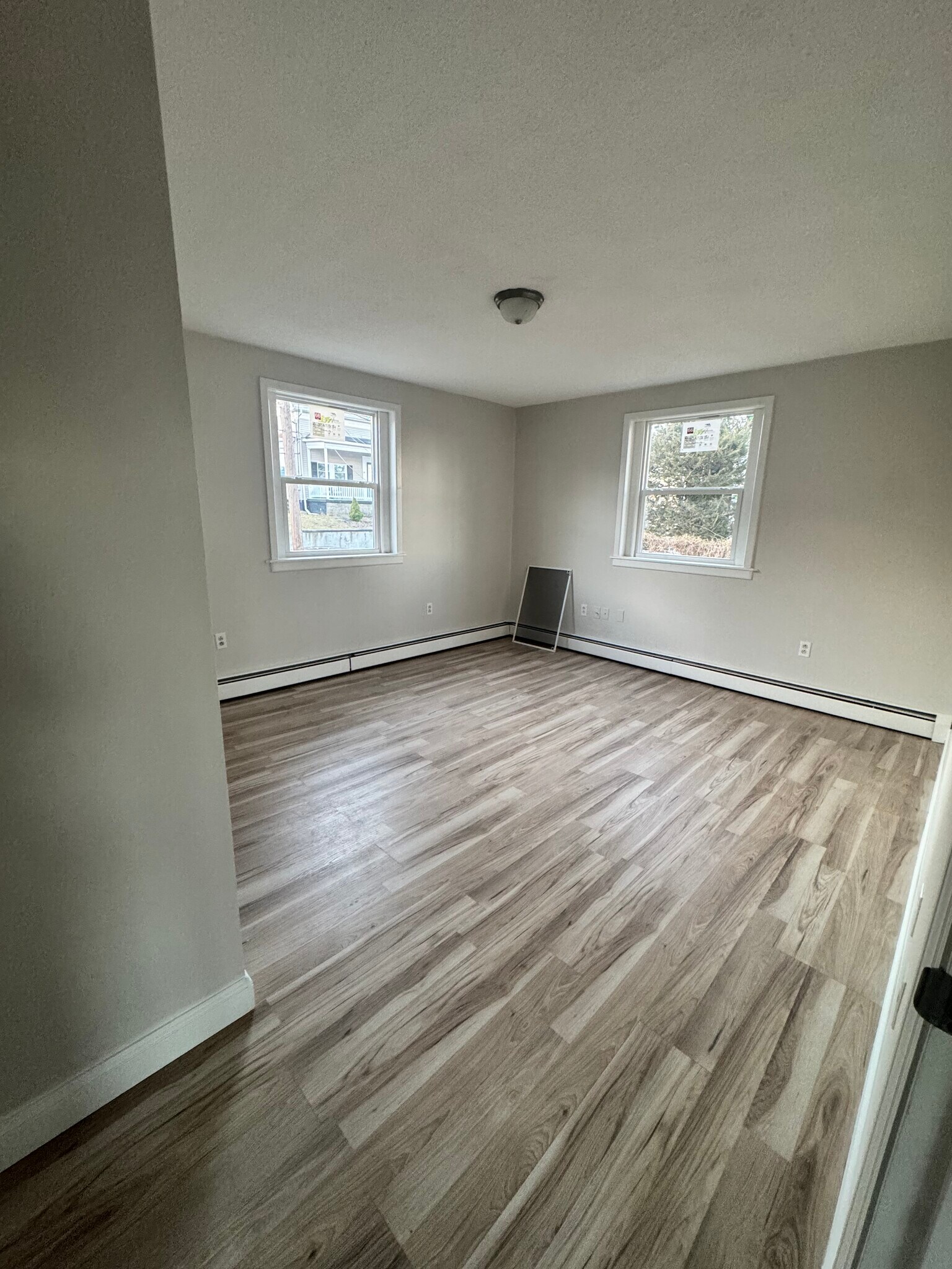 Building Photo - 80 Summit St