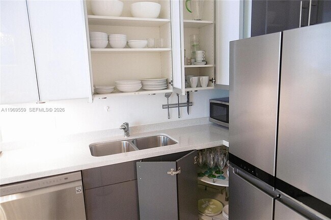 Building Photo - 2001 Meridian Ave