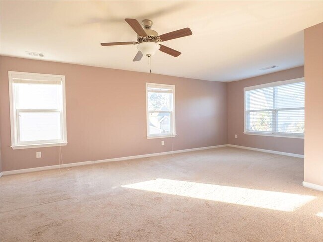 Building Photo - 4550 Farmstead Dr