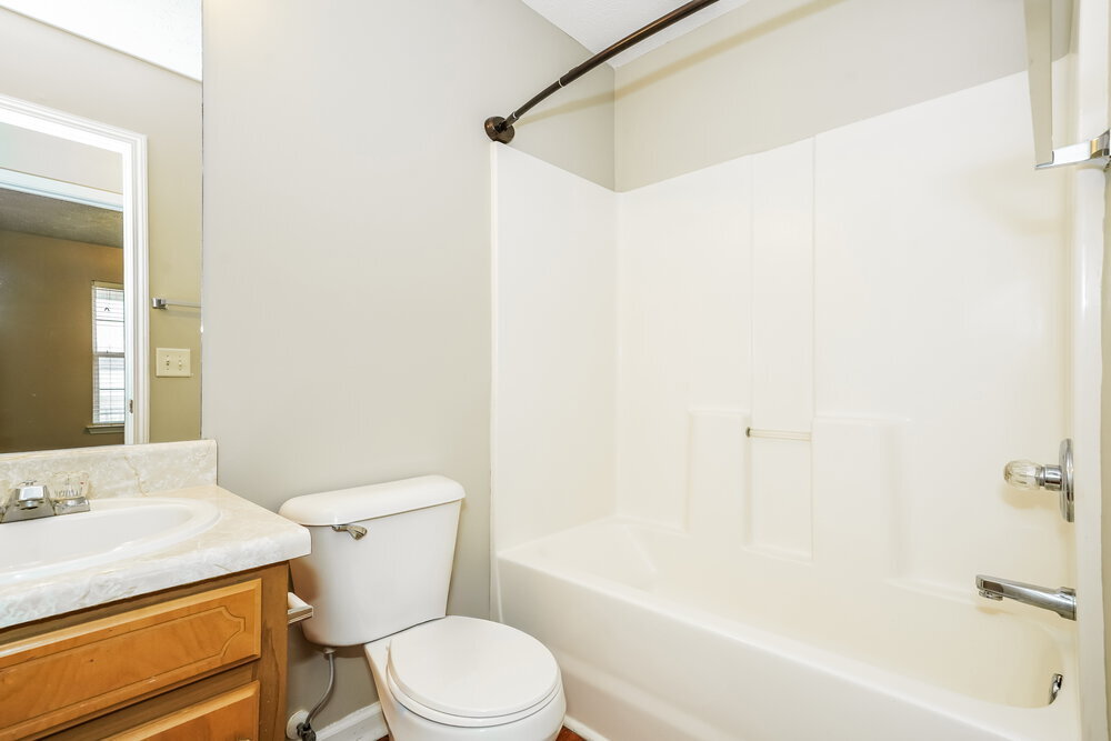 Building Photo - 202 Zenith Ct