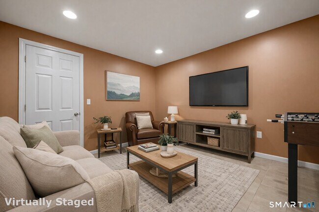 Building Photo - 92 Cynthia Ln