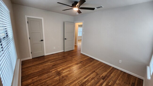 Building Photo - 1503 S 15th St