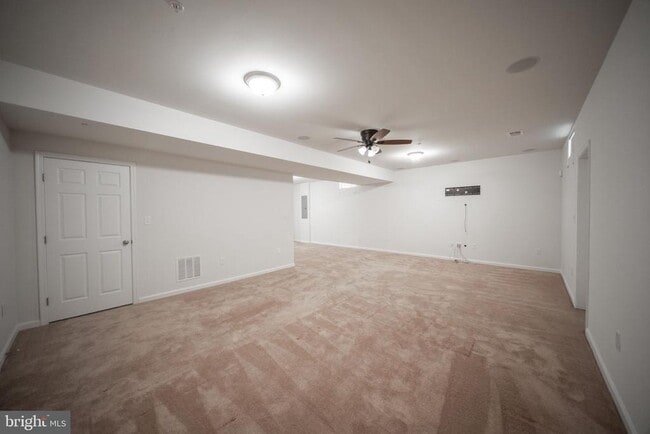 Building Photo - 7356 Tottenham Dr