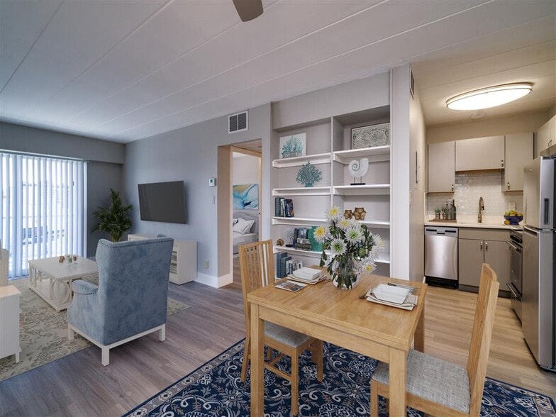 Dining - The Flats on Jefferson